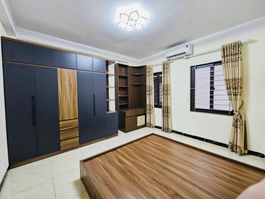 Nhà Bát Khối Long Biên ô tô lùi cửa 30m ô tô tránh, 52m2 4 tầng 4 ngủ 5.8 tỷ - Ảnh 1